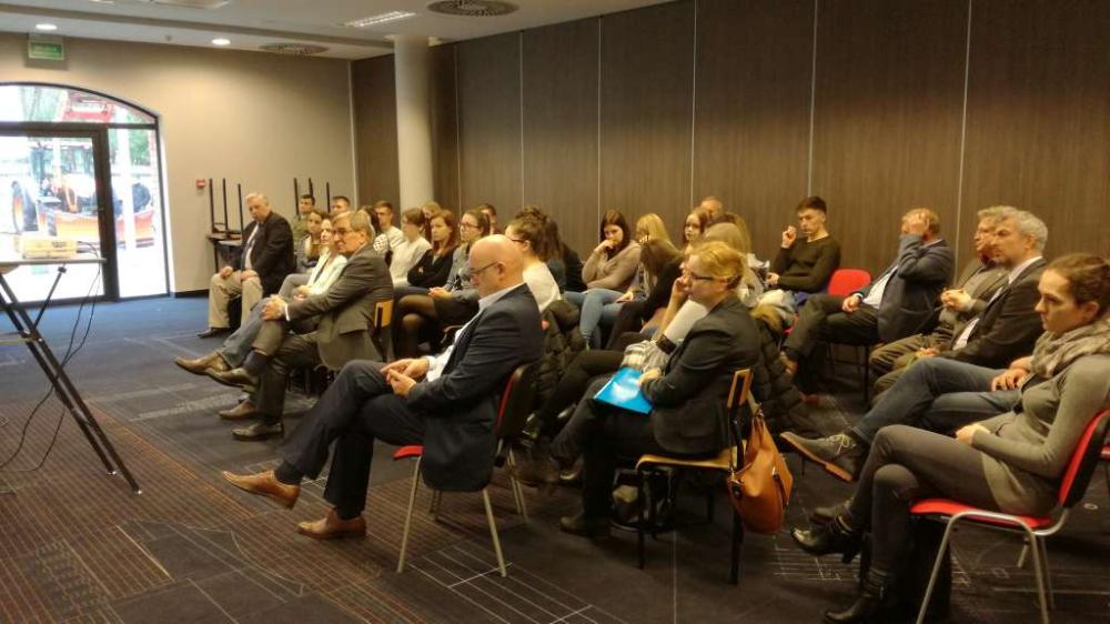 Zdjęcie galerii artykułu: Zdjęcie nr 33 - uczestnicy debaty Pracuję legalnie - Zdjęcie nr 33 - uczestnicy debaty Pracuję legalnie